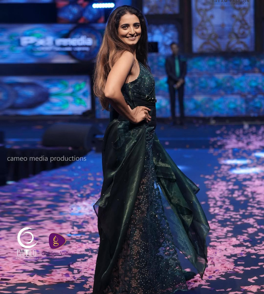 Fashion Event Mega Fashion Event  and the Megha Event by Sunny leone. Celebrity Model & Actress from Bollywood.